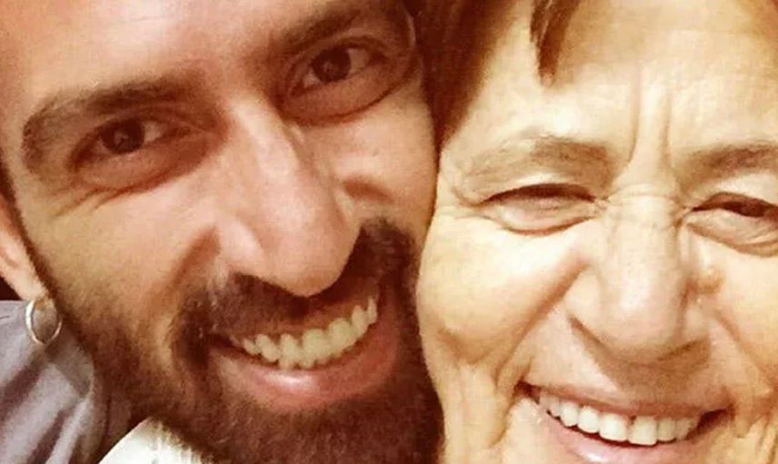 Erdem Yener Kimdir?