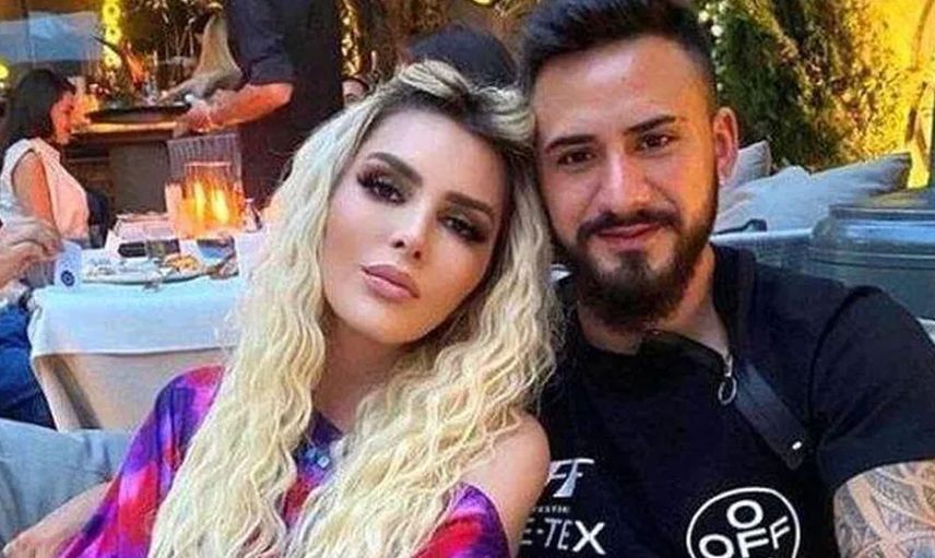 Selin Ciğerci’den delirtecek pozlar! Çırılçıplak kamera karşısına geçince takipçilerinin gözü gönlü açıldı