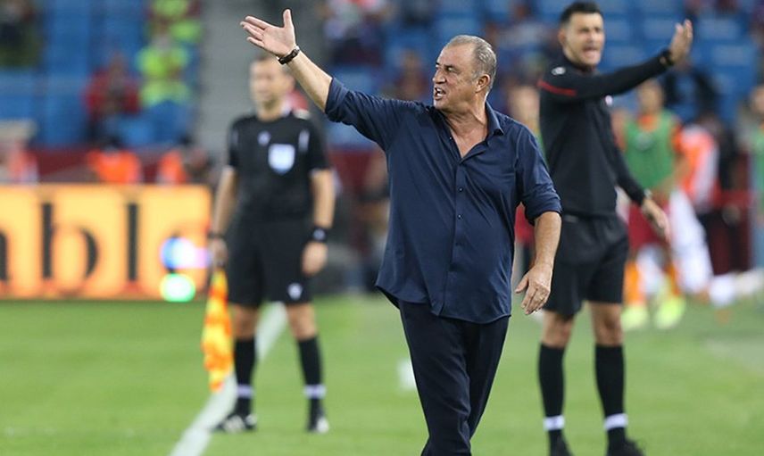 Galatasaray Taraftarı Fatih Terim'e İstifa Çağrısı Yaptı!