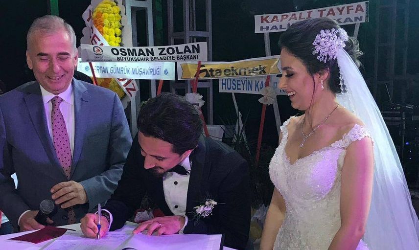 Recep Niyaz’ın Eşi, Covid-19 Hastalığı Nedeniyle Karnındaki Bebeğini Kaybetti!