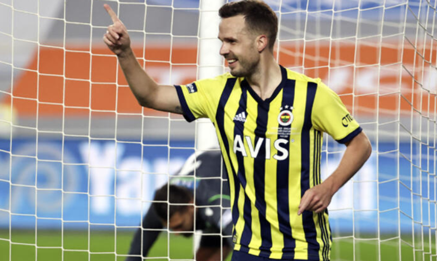 Fenerbahçe'de Ayrılık Depremi