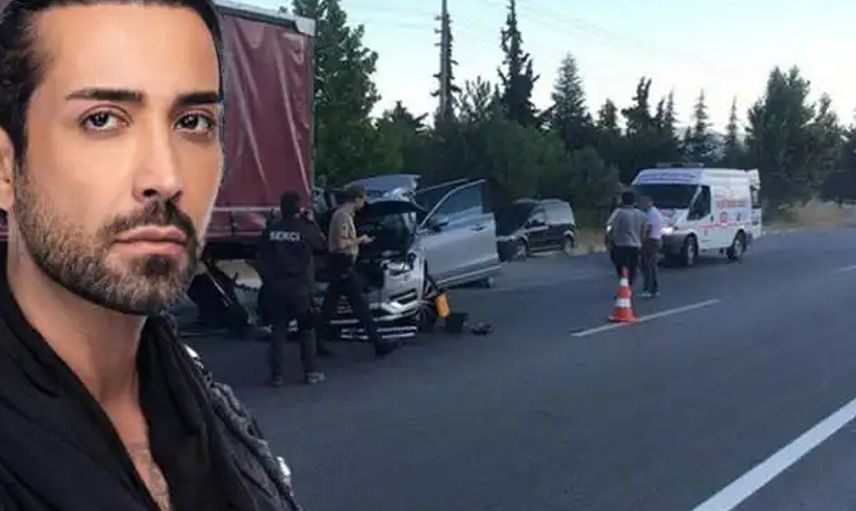 Ünlü şarkıcı Tan Taşçı kaza yaptı! Yaralanan şarkıcı apar topar hastaneye kaldırıldı