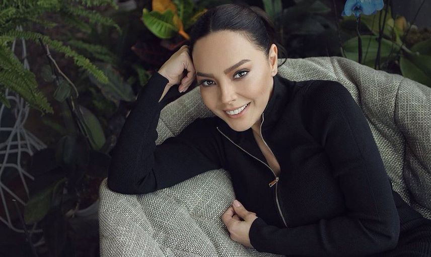 Ebru Gündeş