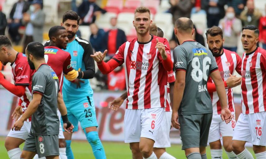 Galatasaray, Dimitrios Goutas'ı Kadrosuna Katmak İstiyor!