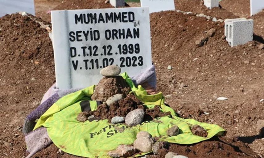 Depremin vurduğu Diyarbakır’dan üzen fotoğraflar: Defin işlemleri başladı