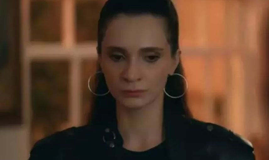 Sandık Kokusu'nda üvey babayla yaşanan yasak aşk izleyenlerden tepki çekti!