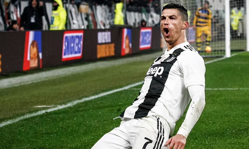 Cristiano Ronaldo, Manchester United'a Transfer Oldu!