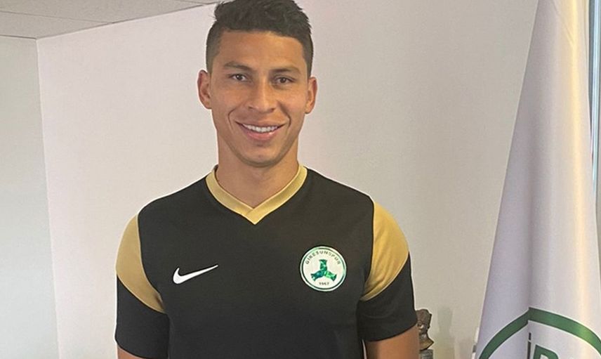 Galatasaray gelecek sezon için kadrosuna Giresunspor formasını terleten Alexis Perez'i transfer etmek istiyor!