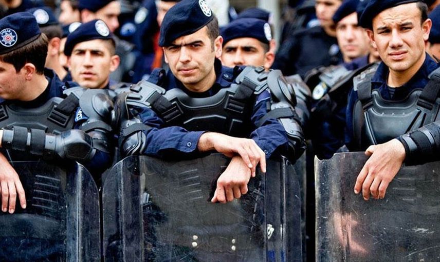 Polislik eğitimi veren kaç kurum vardır?