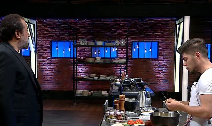 MasterChef’e damga vuran Hamza Mercimek’ten acı haber! Bütün stüdyo gözyaşlarına boğuldu