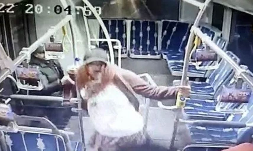 Genç kız şikayetçi oldu