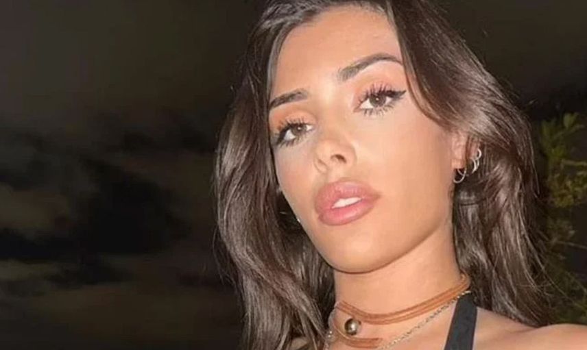 Kanye West'in eşi Bianca Censori sınırları epey zorladı: Şeffaf çorabın altına hiçbir şey giymeden...