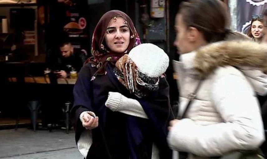 Dilenci kılığına giren CNN Türk muhabiri Sema Akbulut'a ahlaksız teklif