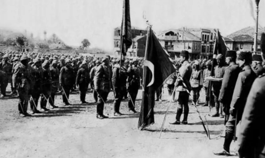 DESTANIN TSK ARŞİNİNDE BULUNAN FOTOĞRAFLARI