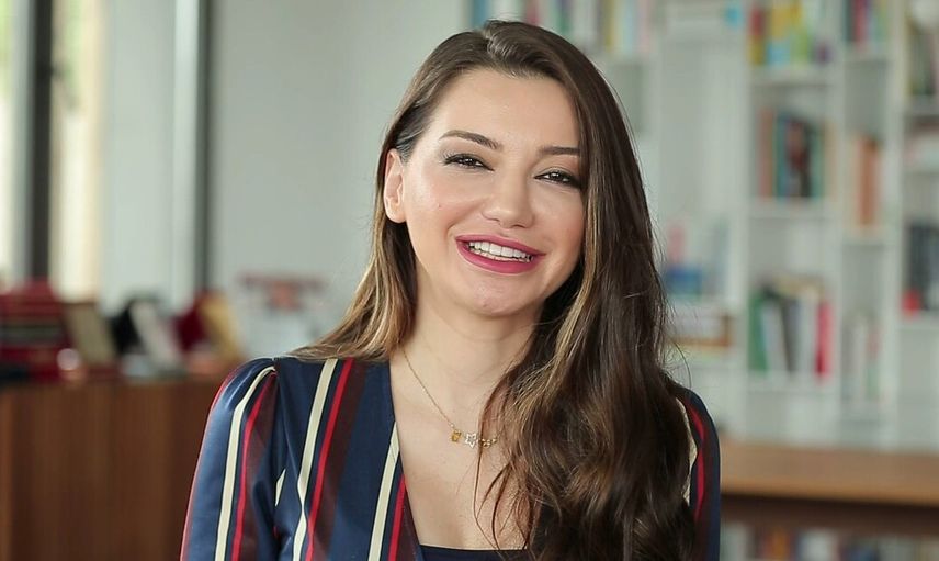Ünlü Psikolog Esra Ezmeci’ye sorulan sorular ağızları açık bıraktı: Kocamın kadınsı hareketleri var ne yapmalıyım?