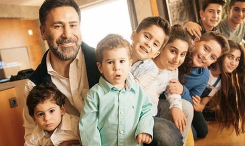 İzzet Yıldızhan'ın 23 yıldır sır gibi sakladığı eşi ortaya çıktı! O pozları olay oldu: ''Çok güzel kadın''