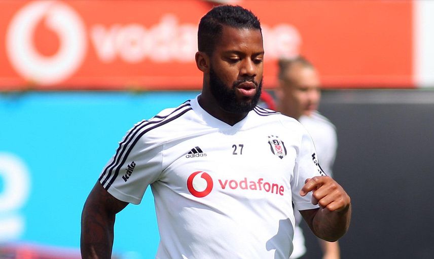 Beşiktaş Jeremain Lens'in Sözleşmesini Feshetti!
