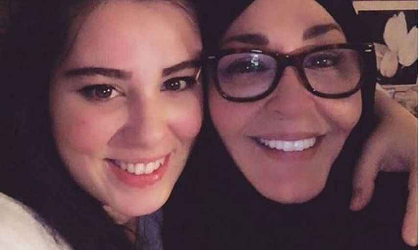Tuğçe Tayfur ile Annesi Necla Nazır