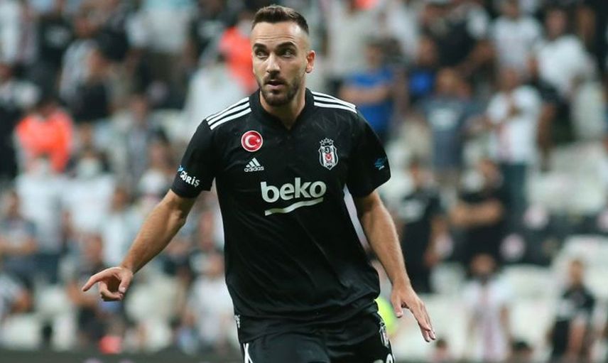 Beşiktaş Teknik Direktörü Valerien Ismael, Kenan Karaman'ın başka takıma transferi konusunda kararsız kaldı!