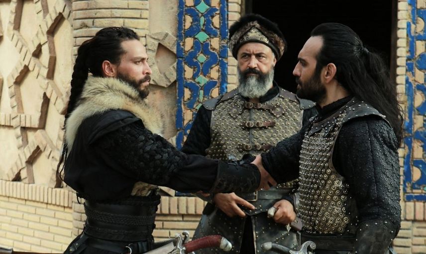 Buğra Gülsoy kimdir?