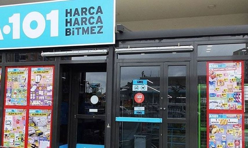 A101'de yaşanan iğrenç olay sosyal medyada büyük ses getirdi