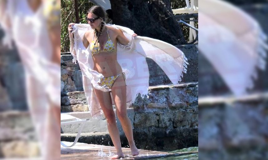 Aslı Enver tatil sezonunu açtı! Sahilde bikinisi ile sere serpe verdiği pozlar ağızları açık bıraktı