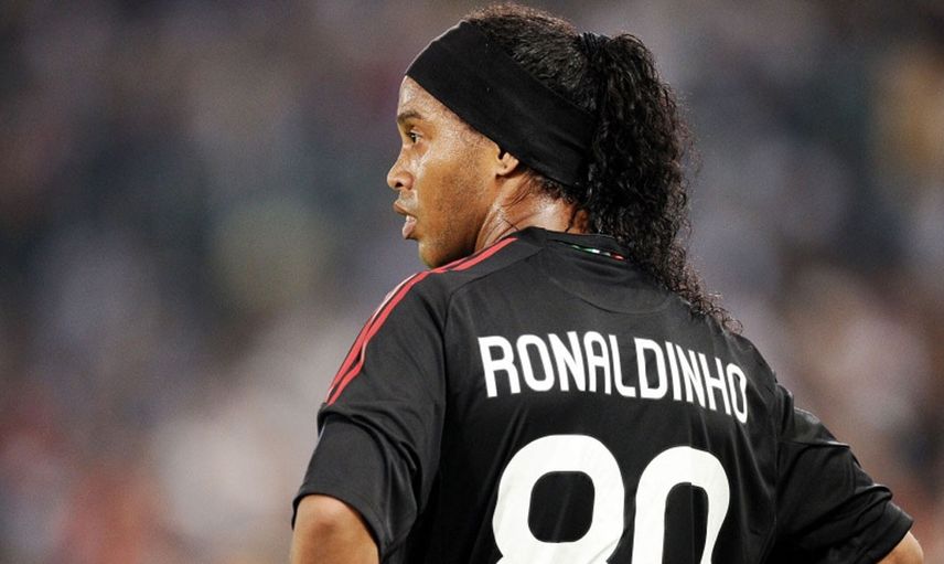 Barcelona'nın efsane isimlerinden Ronaldinho'nun son hali taraftarları hayrete düşürdü!