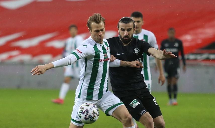 Bursaspor'dan Adana Demirspor'a Transfer Olan İsmail Çokçalış Dava Edilecek!