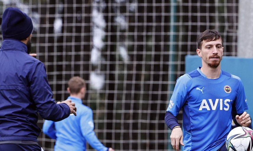 Fenerbahçe'ye Altay Bayındır'dan Sevindiren Haber Geldi!