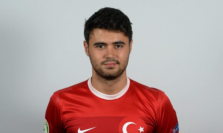 Konyaspor, Ahmet Çalık'ın Vefatının Ardından 6 Numaralı Formayı Emekli Etti!