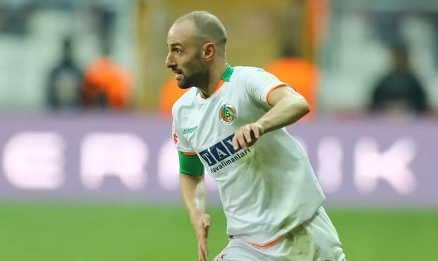 Medipol Başakşehir Alanyasporlu Efecan Karaca'yı Transfer Etmek İstiyor!