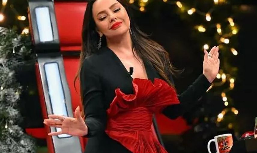 Ebru Gündeş'in alelacele nikah masasına oturmasının sebebi ne? Magazin gündemi bu iddia ile çalkalanıyor!