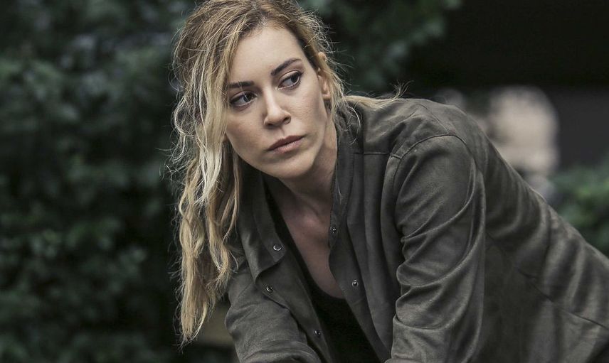 Sağlık sorunlarıyla uğraşıyordu! Sinem Kobal, aylar sonra ilk kez görüntülendi: Son hali görenlerin yüreklerini burktu
