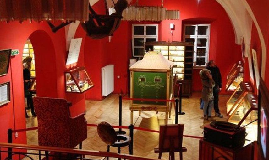 Turistlerin gözdesi olan cinsel ilişki aletleri müzesi gündem oldu