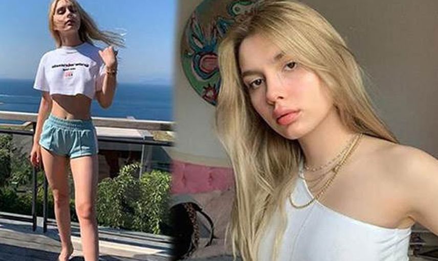 Aleyna Tilki yatak odasından poz verdi üzümleri de mahremine alet eden genç şarkıcı bu gidişle çarpılacak