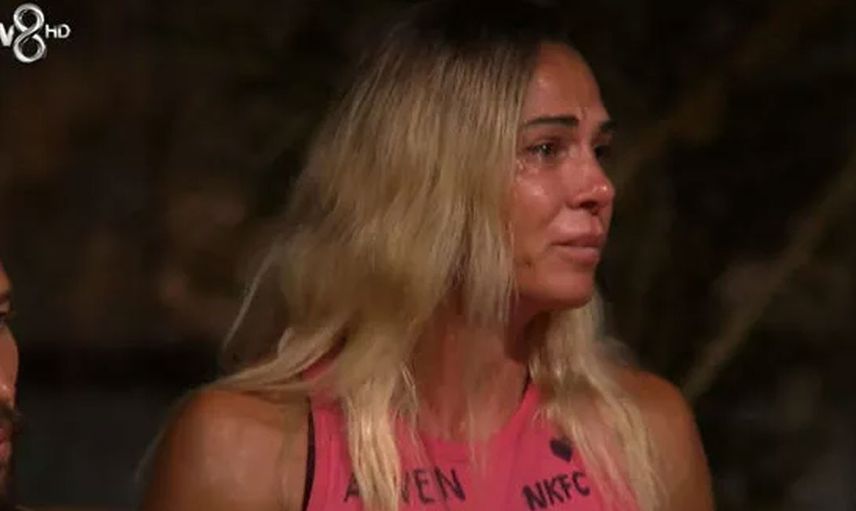 Survivor’da gergin anlar Acun çıldırdı ortalığı yıktı! Nagihan ve Hikmet’in kavgası bu kadar da olmaz dedirtti!
