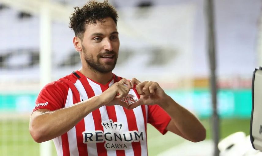 Göztepe Sinan Gümüş İle Anlaşma Sağladı!
