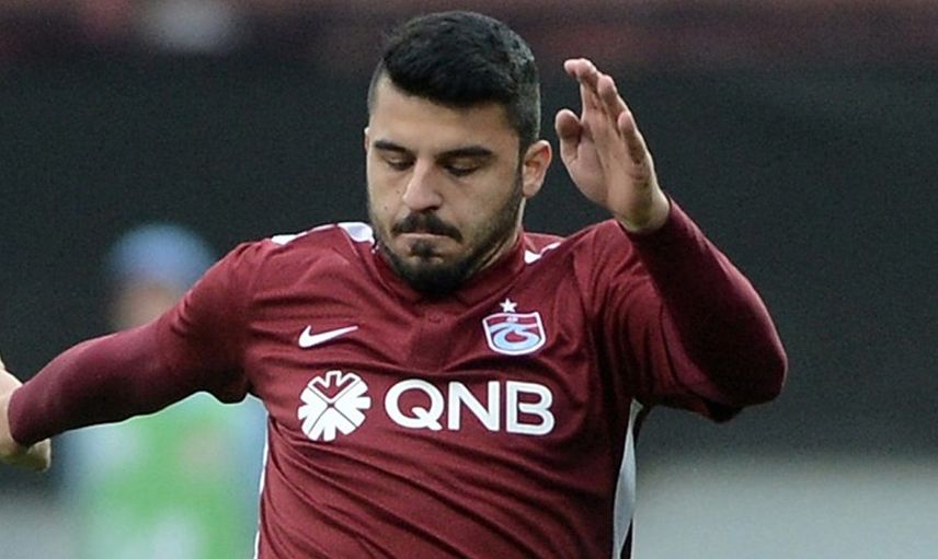 HANGİ TAKIMLARDA OYNADI?