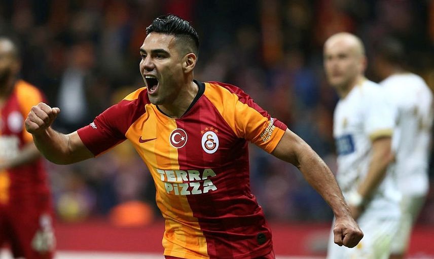 Radamel Falcao, Rayo Vallecano'ya Transfer Oldu!