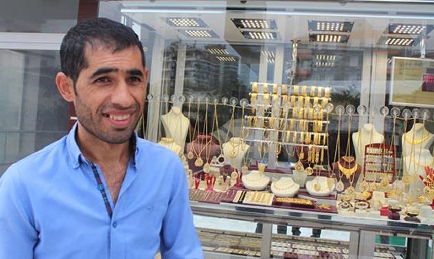 Kuyumcu İsyan Etti: " Millet Benimle Dalga Geçiyor"