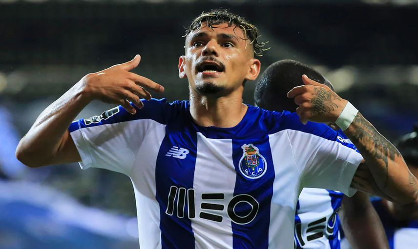 Fenerbahçe Tiquinho Soares'i Transfer Etmek İstiyor!