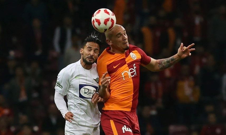 Eski Galatasaraylı Maicon Kulüpsüz Kaldı!