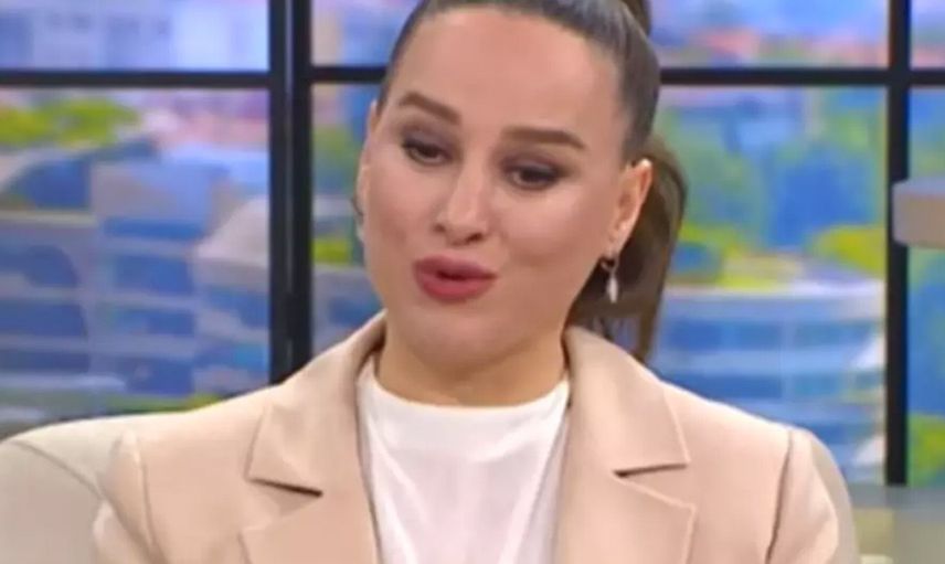 Canlı yayında gelen soru küplere bindirdi: ''RTÜK duymasın! Gavur keser gibi keserim onu!''