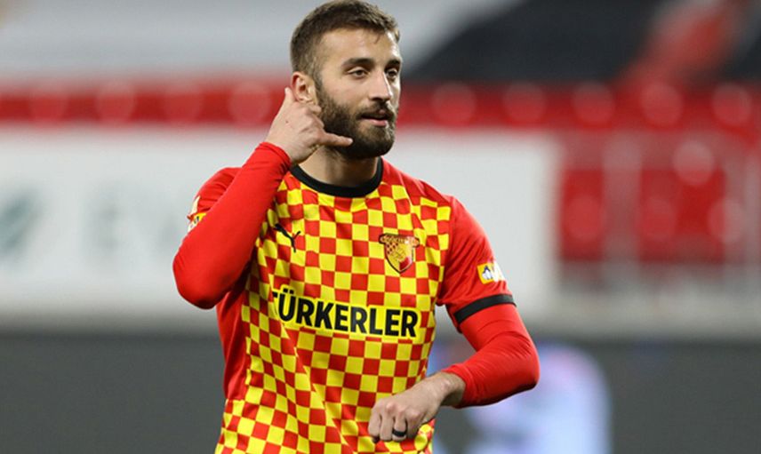 Galatasaray'da Domenec Torrent Tarafından Kadro Dışı Kalan Alpaslan Öztürk'e Yönetim de Ceza Verdi!