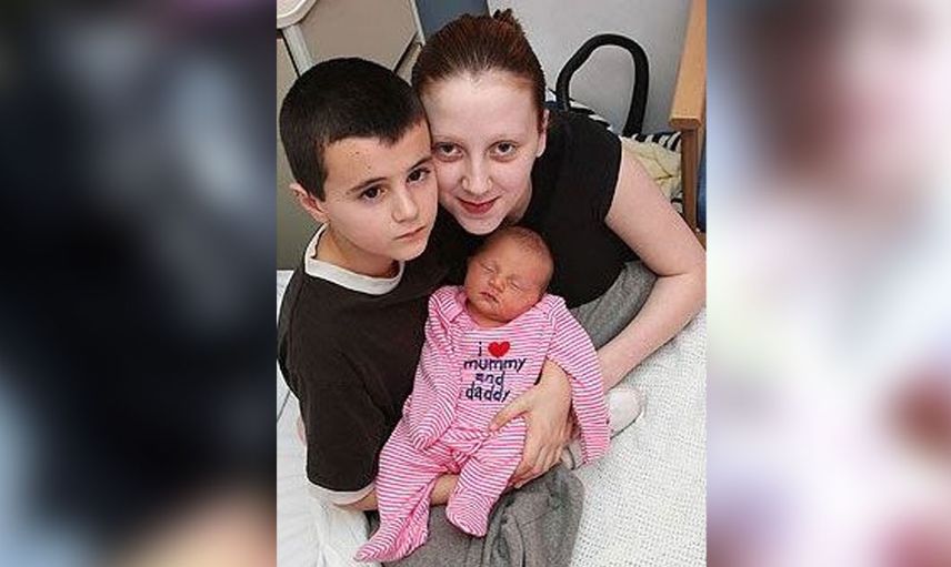 Baba 13 anne 15 yaşındaydı! Şimdiki hallerini görenler tanıyamıyor