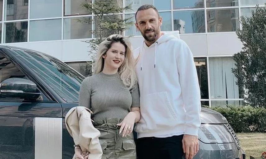 Fenerbahçe'nin Transfer Gündeminde Olan Vedat Muriqi'nin Eşinden Dikkat Çeken Sözler Geldi!