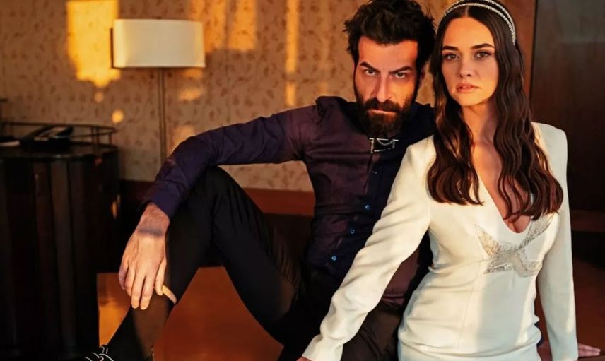Hande Soral anne oldu! Oğlunu kucağına alan Hande ve İsmail çifti bakın ne isim koydu