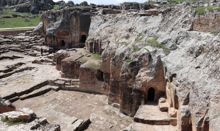Diyarbakır’da Uygarlık Tarihine Işık Tutan Mağaralarda Kazı Başlıyor