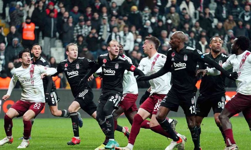 Elvir Baliç, Beşiktaş'ta Michy Batshuayi'nin taraftarlara yaptığı hareketin yanlış olduğunu söyledi