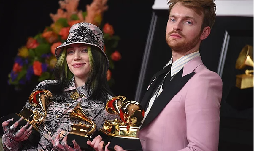Billie Eilish'in Yeni Şarkısında İbrahim Tatlıses’ten Esinlendiği İddia Ediliyor